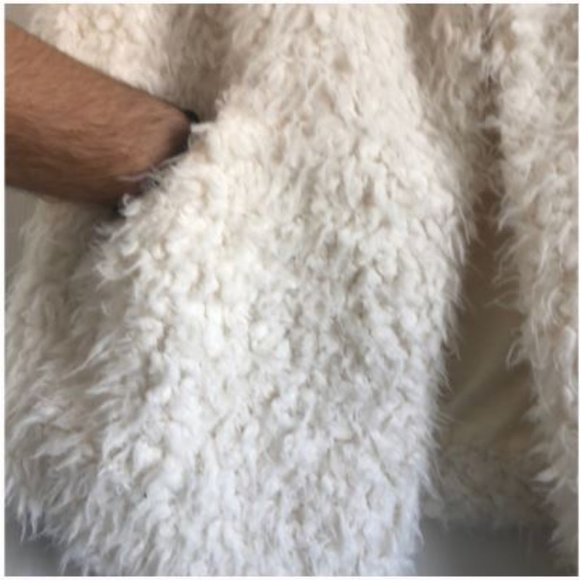 Fluffy Cream Waterfall Vest - Picture 7 of 9